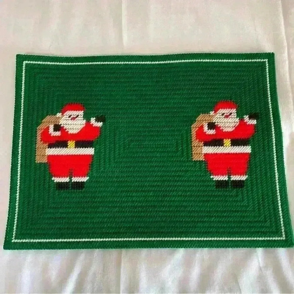 Vintage Plastic and Yarn Christmas Cross-stitch Placemats Santa Holiday 1990’s - Picture 1 of 5